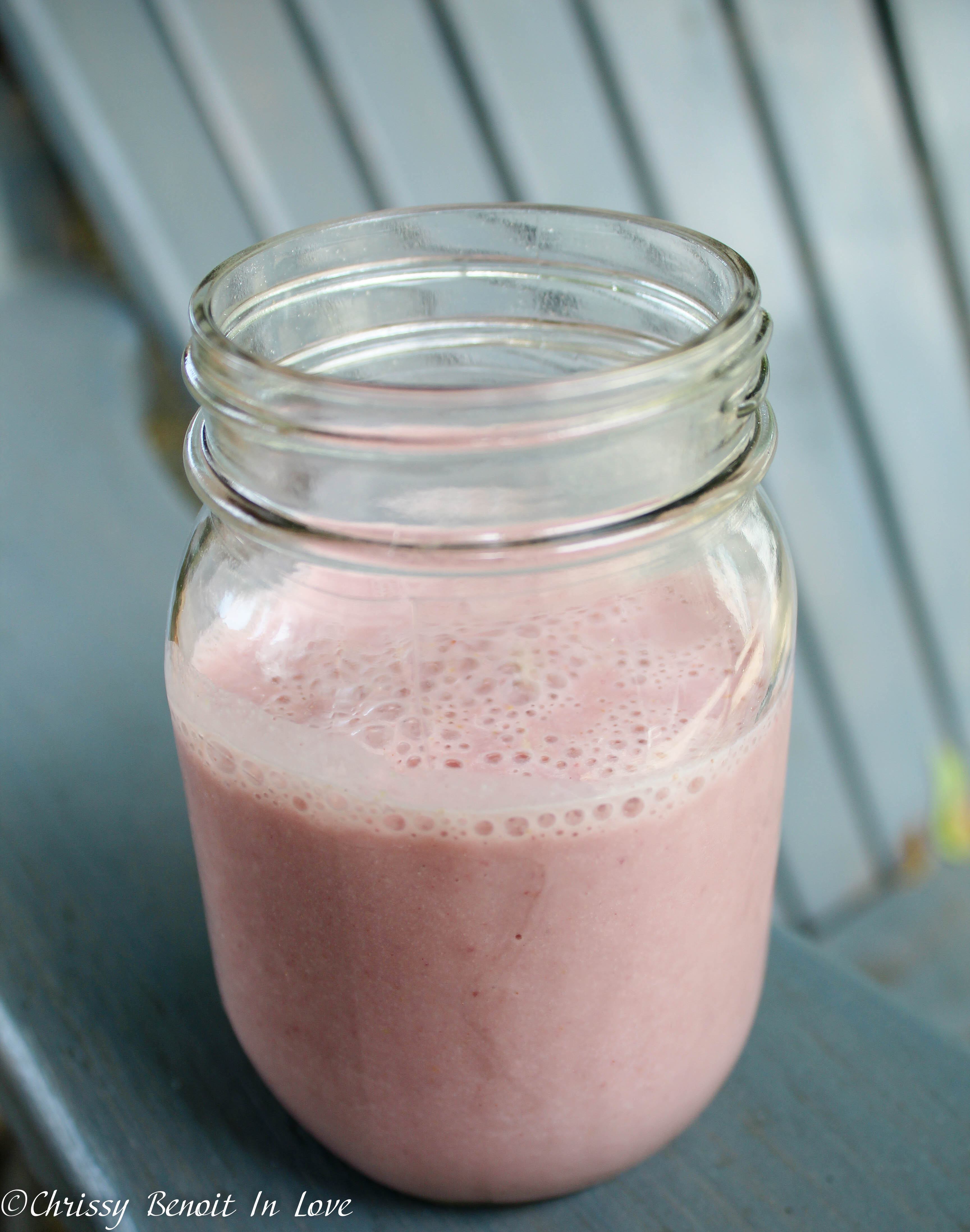 Peanut Butter & Jelly Sandwich Smoothie (THM FP with S option)